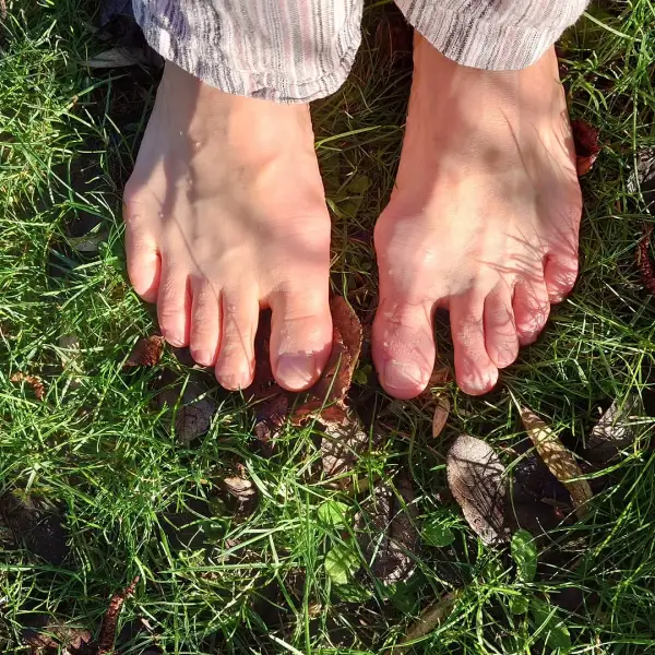 Dewy grass on happy feet. Do you notice? 😉