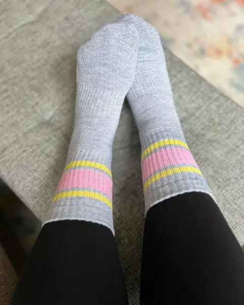 Confort rayé. 🧦