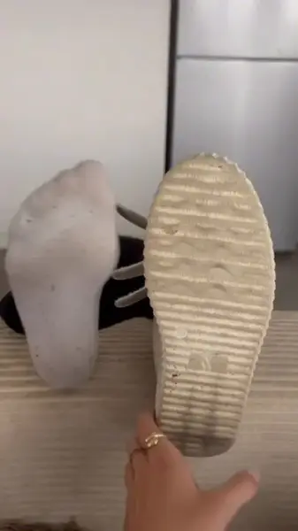 Pied fatigué, semelle usée. 👣