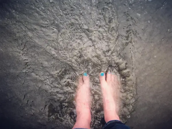 Füße im Wasser, gefällt's euch? 💦