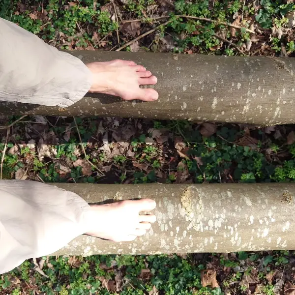 Feeling every log detail. 🌿